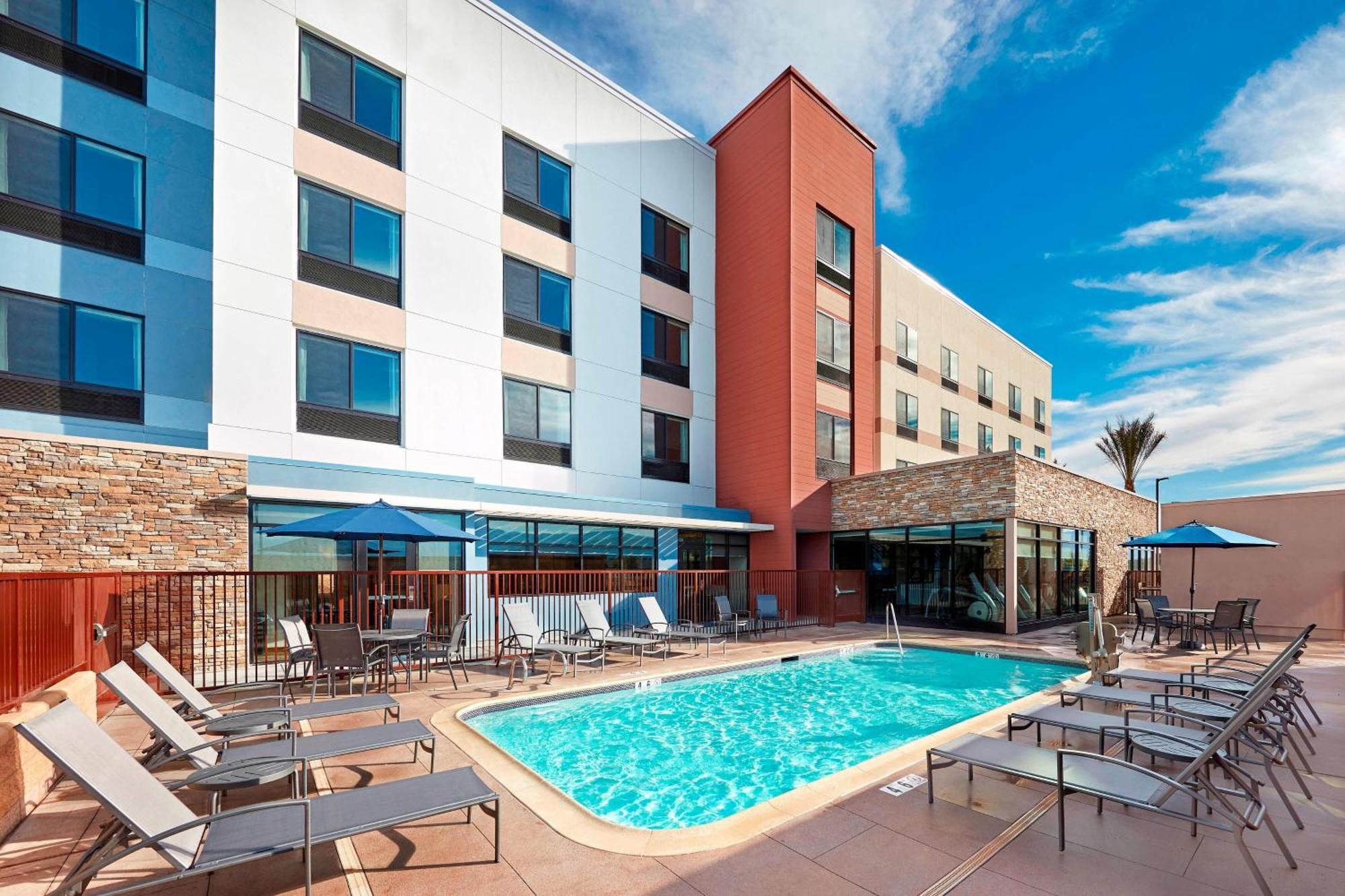 Fairfield By Marriott Inn & Suites Indio Coachella Valley מראה חיצוני תמונה